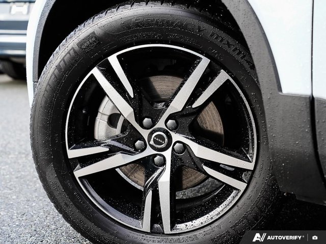 2025 Volvo XC40 Core - Climate Package | Panoramic Roof-5