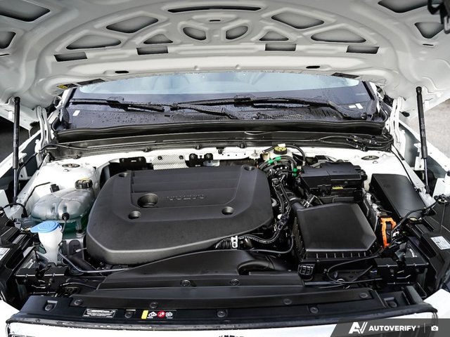 2025 Volvo XC40 Core • Climate - Low Mileage • 17,456KMs-7