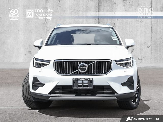 2025 Volvo XC40 Core - Low Kilometres | Climate Package-1