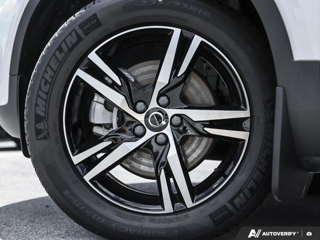 2025 Volvo XC40 Core - Low Kilometres | Climate Package-5