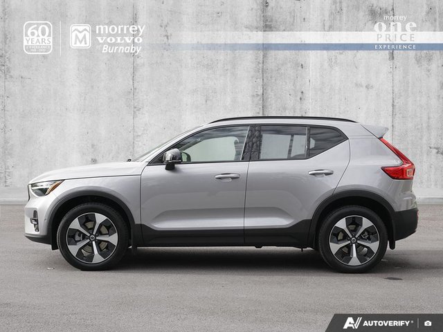 2026 Volvo XC40 Plus (Dark Theme)-2