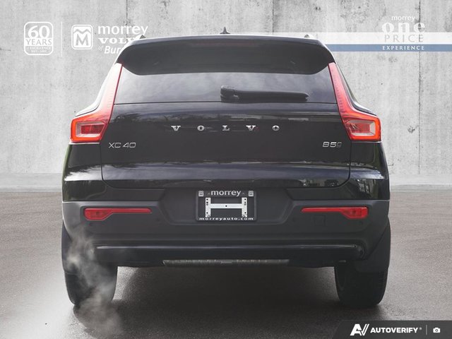 2026 Volvo XC40 Plus (Dark Theme)-4