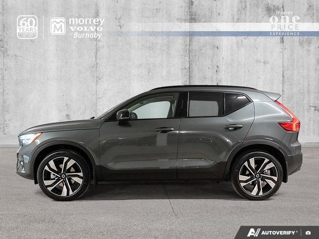 2026 Volvo XC40 Ultra (Dark Theme)-2