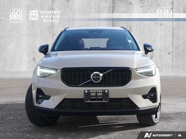 2026 Volvo XC40 Ultra (Dark Theme)-1
