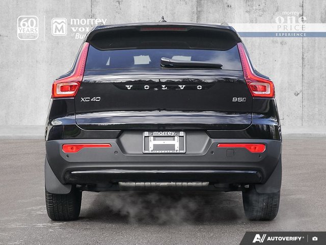 2026 Volvo XC40 Ultra (Dark Theme)-4