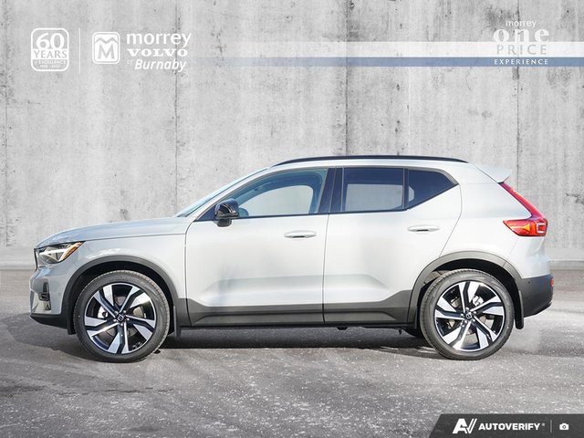2026 Volvo XC40 Ultra (Dark Theme)-2
