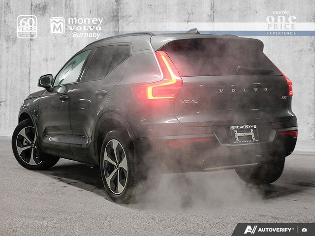 2026 Volvo XC40 Plus (Dark Theme)-3