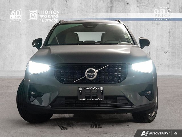 2026 Volvo XC40 Plus (Dark Theme)-1