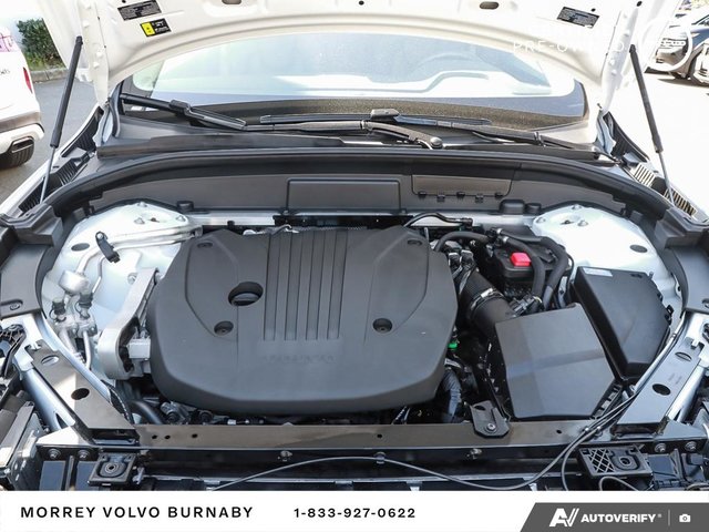 2025 Volvo XC60 B5 AWD Plus – ONLY 22,623 KMS-7