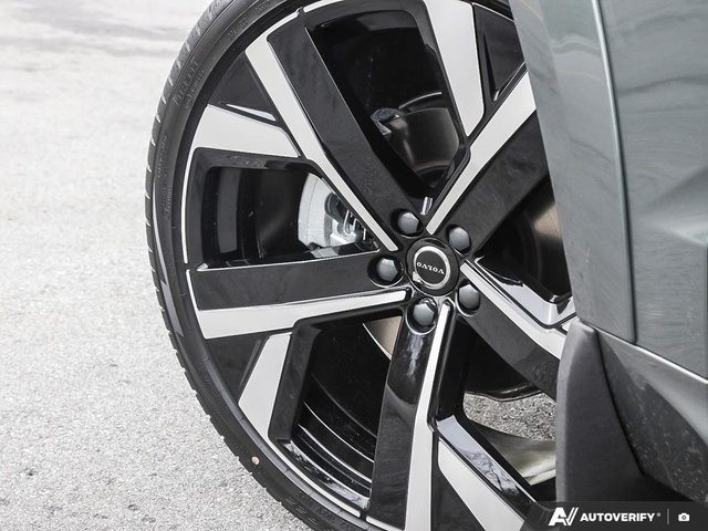 2026 Volvo XC60 Ultra-5