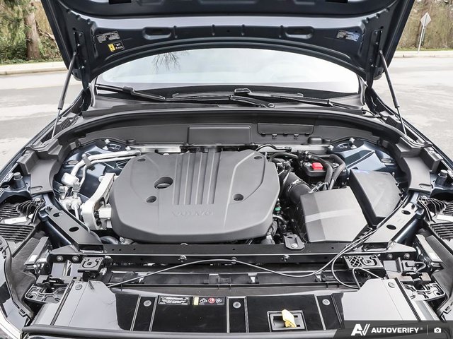 2026 Volvo XC60 Ultra Black Edition-7