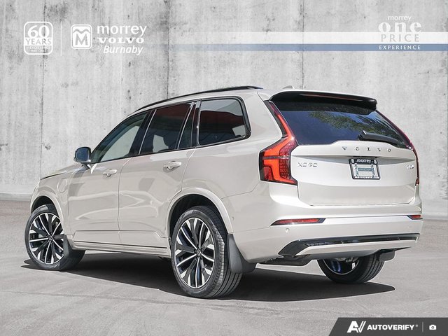 2026 Volvo XC90 Plug-in hybrid Plus 7-Seater (Dark Theme)-3