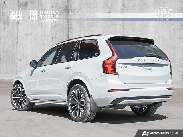 2026 Volvo XC90 Plug-in hybrid Ultra 7-Seater (Dark Theme)-3