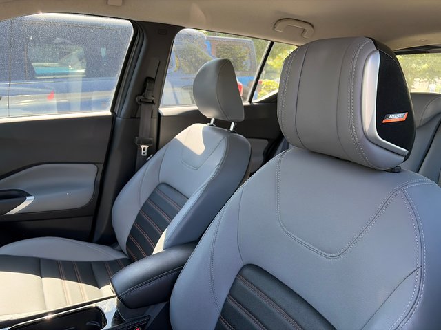 2024 Nissan Kicks SR-5