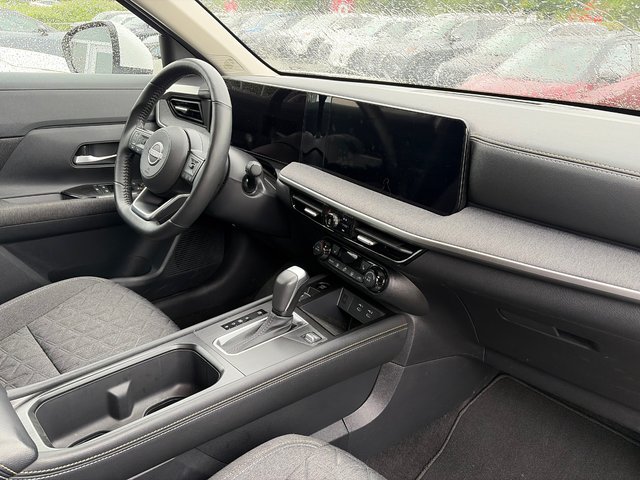 2025 Nissan Kicks SV AWD // 2.99% FINANCING!-1