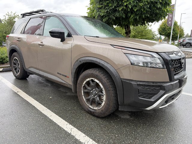 2024 Nissan Pathfinder ROCK CREEK // LOW KMS-4