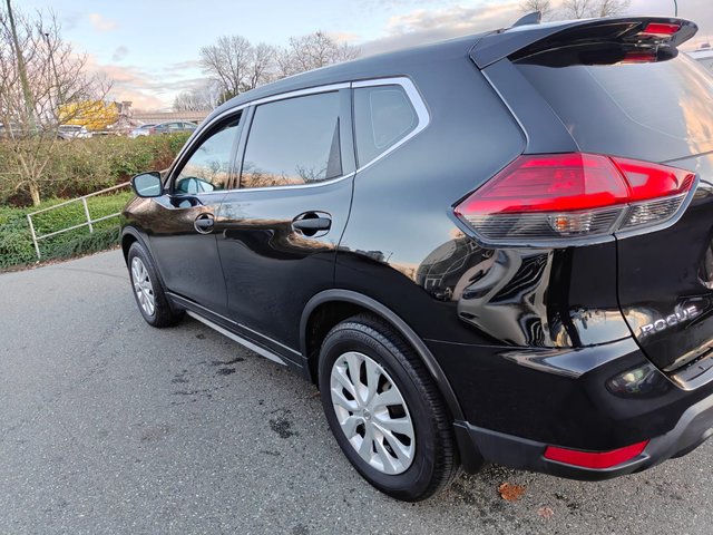 2017 Nissan Rogue S FWD // NO ACCIDENTS-5