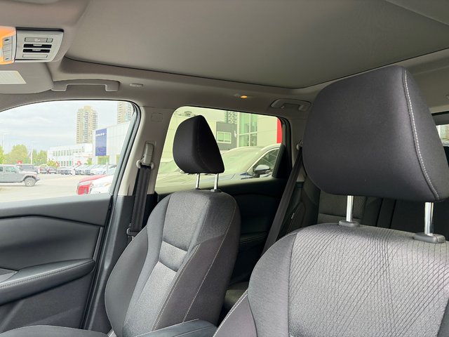 2024 Nissan Rogue SV MOONROOF // 2.99% FINANCING-6