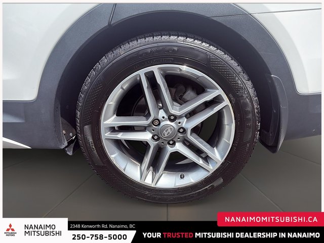 2017 Hyundai Santa Fe XL Limited-1