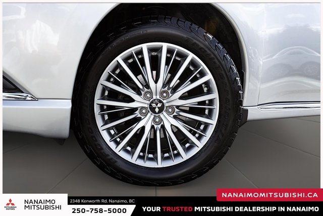 2022 Mitsubishi Outlander PHEV SE-2