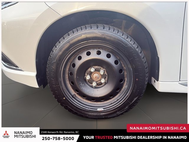 2022 Mitsubishi Outlander PHEV SE-1