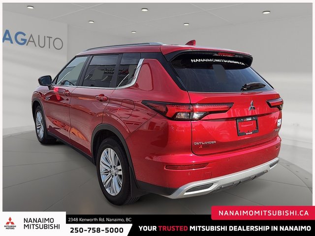 2024 Mitsubishi Outlander PHEV LE-4