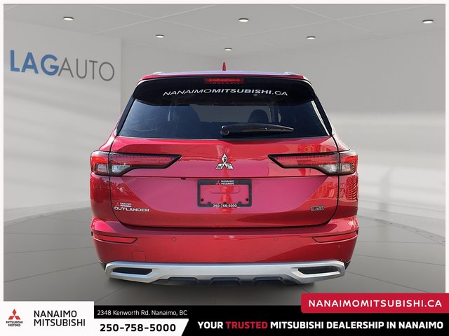 2022 Mitsubishi Outlander LE-3