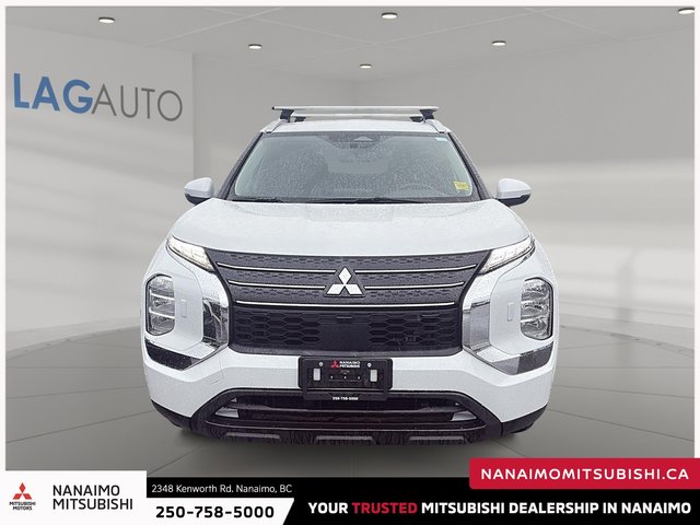 2022 Mitsubishi Outlander ES-2