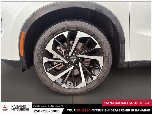 2022 Mitsubishi Outlander LE-1