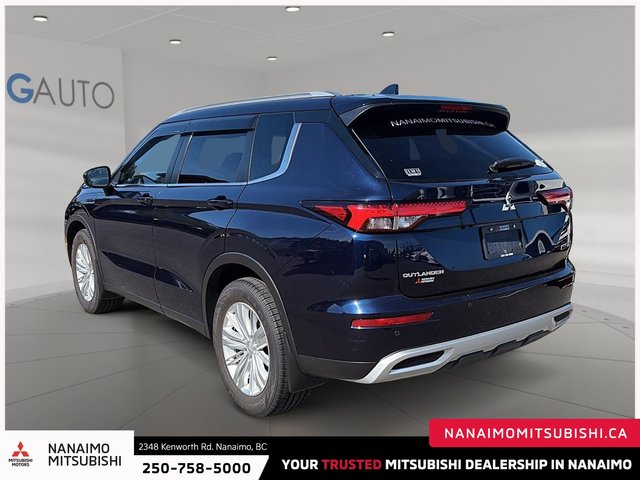 2022 Mitsubishi Outlander SE-4