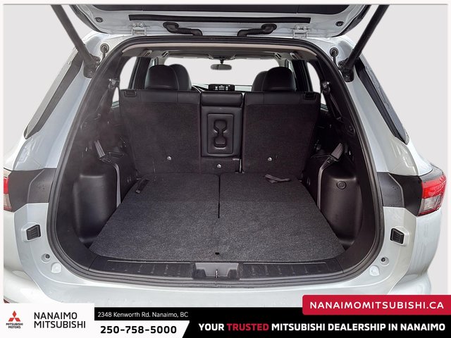 2023 Mitsubishi Outlander LE-5