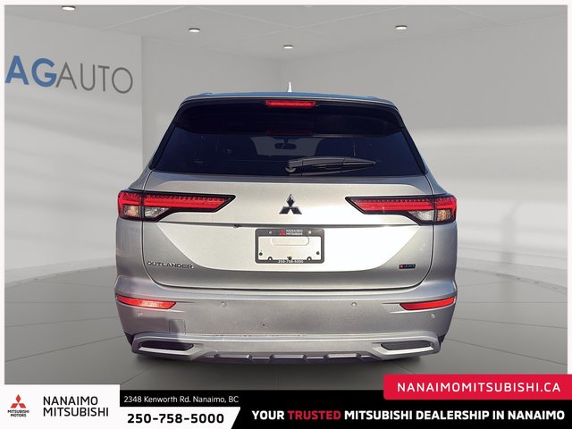 2023 Mitsubishi Outlander SE-2