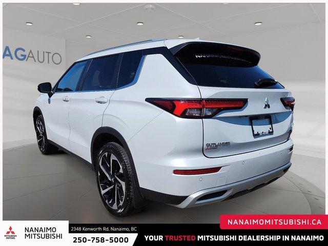 2023 Mitsubishi Outlander SEL-4