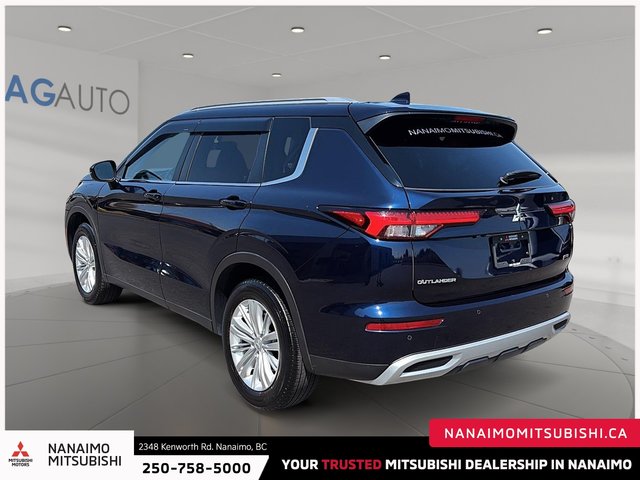 2024 Mitsubishi Outlander LE-4