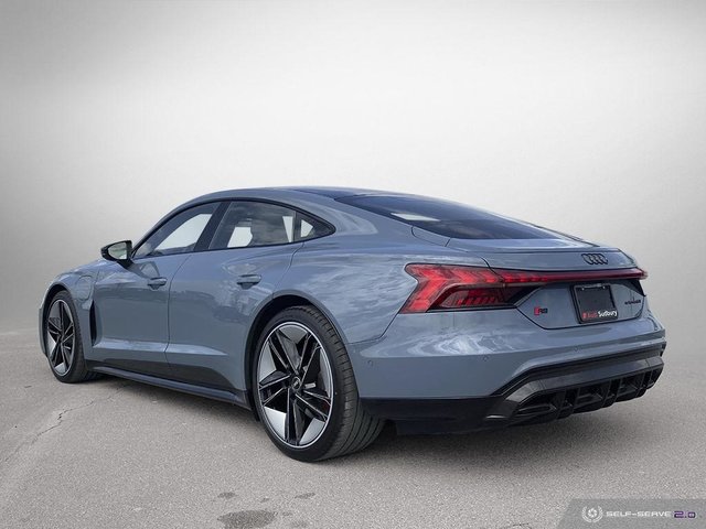 2022 Audi RS E-TRON GT-3