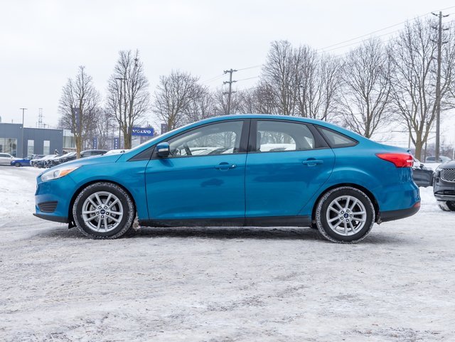 2016 Ford Focus Sedan SE-2