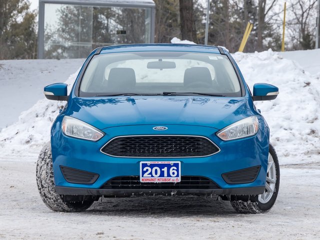2016 Ford Focus Sedan SE-1