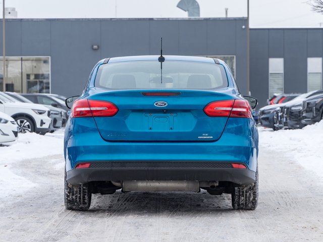 2016 Ford Focus Sedan SE-5