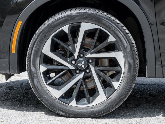2023 Mitsubishi Outlander LE S-AWC-3