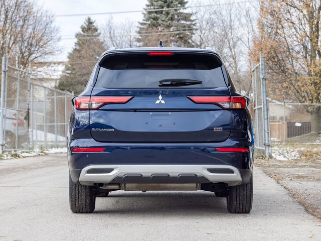 2024 Mitsubishi Outlander LE S-AWC-5