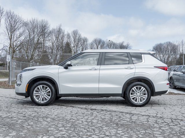 2024 Mitsubishi Outlander SE S-AWC-2