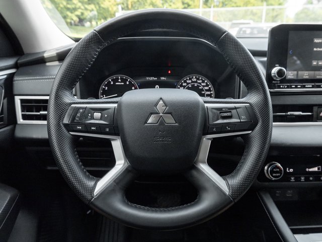 2024 Mitsubishi Outlander ES S-AWC-4