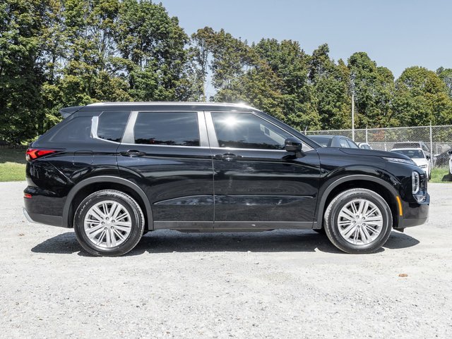 2024 Mitsubishi Outlander SE S-AWC-4