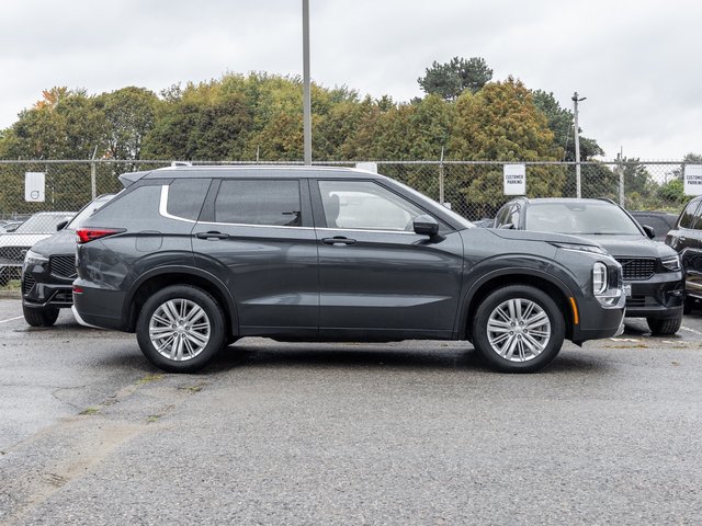 2024 Mitsubishi Outlander SE S-AWC-4
