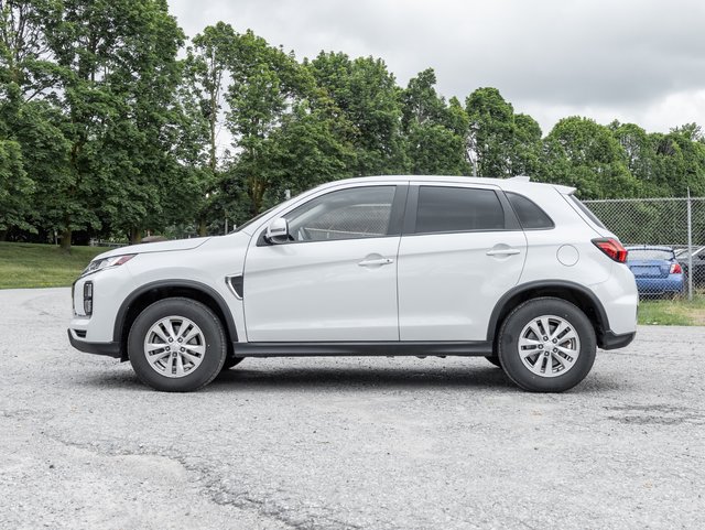 2023 Mitsubishi RVR 2.4L SE AWC - CVT-2