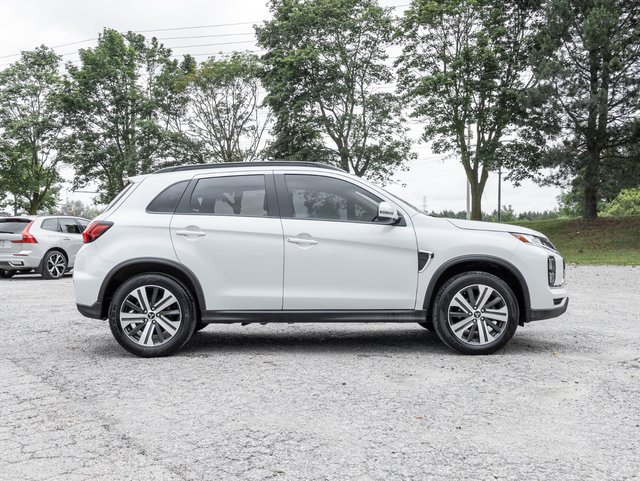 2023 Mitsubishi RVR 2.4L SEL AWC - CVT-4