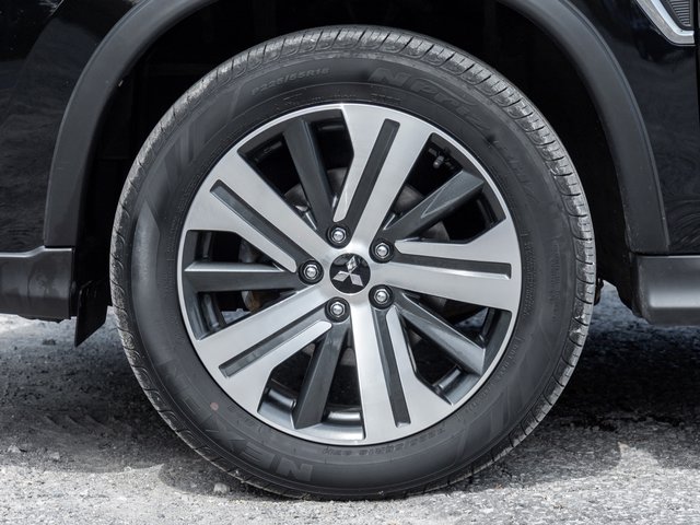 2023 Mitsubishi RVR 2.4L SEL AWC - CVT-3