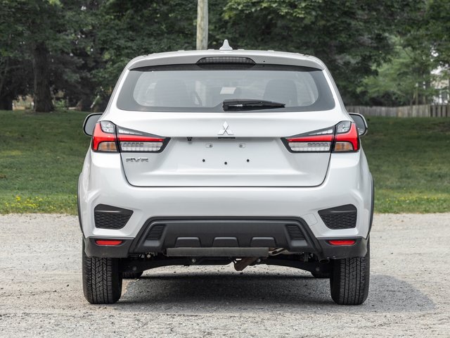2024 Mitsubishi RVR ES FWD-5