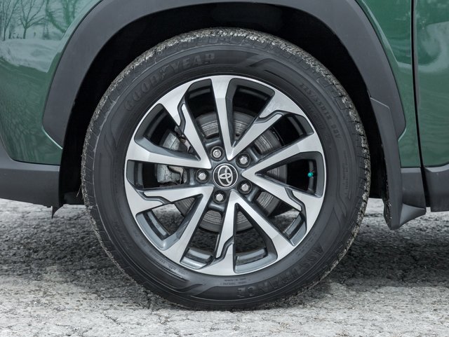2022 Toyota Corolla Cross XLE AWD-4