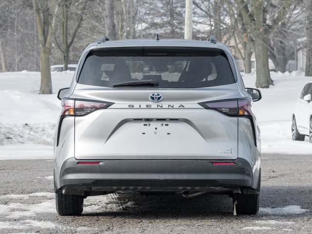 2024 Toyota Sienna Hybrid Sienna LE 8-Pass-4